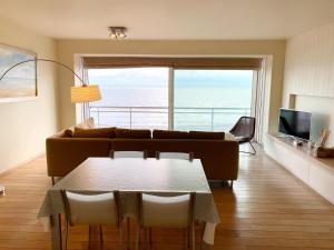 Apartment in Nieuwpoort with sea view, cleaning included