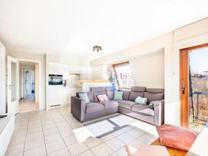 Corner apartment with 2 bedrooms, cleaning included