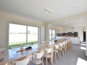 Mansion in Roesbrugge with Garden, cleaning included