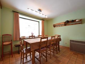 Rustic Vacation Home, Baneux, cleaning included