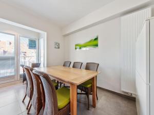 Apartment in Koksijde for 6 Person, cleaning included