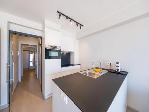 Spacious apartment with view, cleaning included