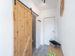 Beautiful modern studio with views, cleaning included