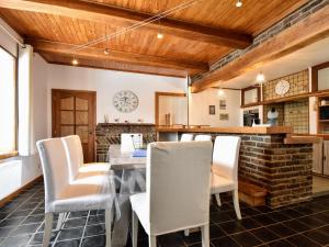 Holiday Home in Goesnes with Pool, cleaning included