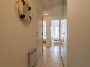 Les Petrels 202 apartment in Koksijde, cleaning included