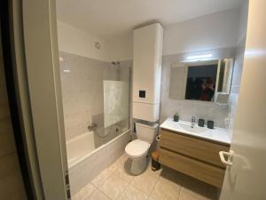 Apartment in Nieuwpoort with garden, cleaning included