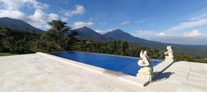 Camaradvipa Retreat Munduk