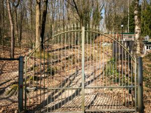 Holiday home with fenced garden, cleaning included