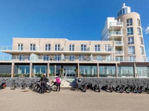 Apartment in Nieuwpoort with sea views, cleaning included