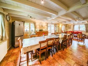 Spacious chalet with sauna and bubble bath, cleaning included