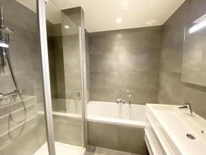 Apartment in Nieuwpoort with sea view, cleaning included