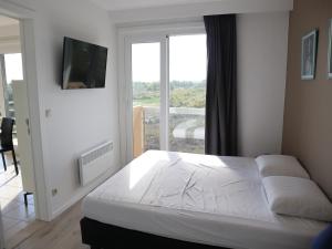 Apartment in Nieuwpoort with sea view, cleaning included