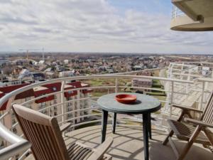 Apartment in Nieuwpoort with Sea Views