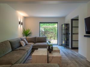 Holiday home for 10 Person with garden, cleaning included