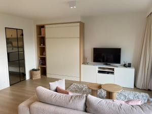 Apartment in Nieuwpoort with terrace, cleaning included
