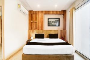 Super Townhouse The Nawab Hotel and Banquet - Hotellit, Nilmatha