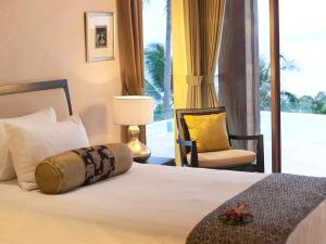 Villa Soluna - Luxury 5-Star Seaview Escape