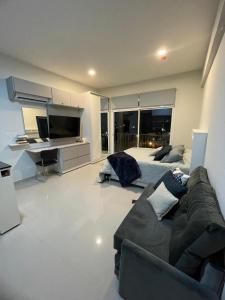 Monoambiente p3 personsas a pasos de Av Sta Teresa Asuncion, con balcon y Gran vista