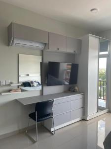 Monoambiente p3 personsas a pasos de Av Sta Teresa Asuncion, con balcon y Gran vista