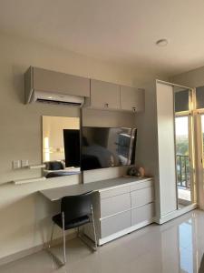 Monoambiente p3 personsas a pasos de Av Sta Teresa Asuncion, con balcon y Gran vista