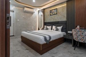 Hotel Shashi Grand, Jamui