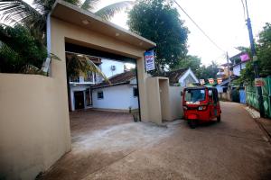Senu villa Batheegama