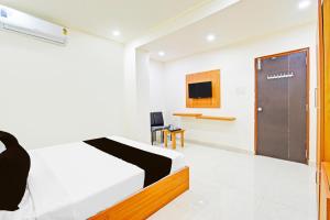 Super Townhouse OAK Santosh Nagar Hyderabad