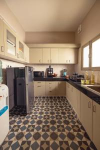 The Lotus Loft by The Blue Kite - 3BHK Apartment in New Delhi near Lotus Temple with kitchen, Balcony, Caretaker, WiFi