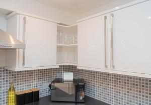 Family Sized 2BR Apartment with Garden Brixton Stockwell Zone 2