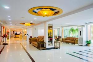 Convenient Grand Plus Hotel Suvarnabhumi