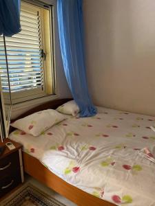 Tranquil Lalzit Bay Home