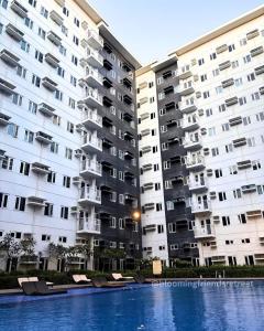 Blooming Friends Retreat