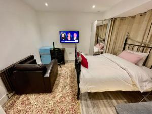 Luxe Villa, 5 En-suite Bedrooms - West London - Wembley Stadium 5KM away