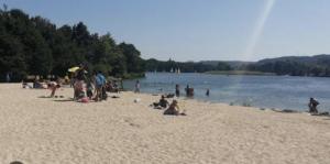 Studio proche Lac, centre ville, mer et CNPE