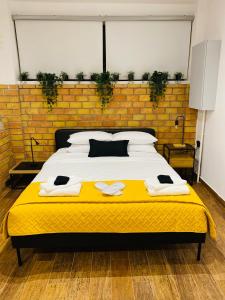 Industrial Studio Athens Hilton - Walk Most Places