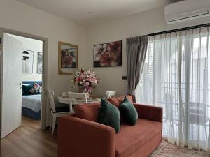 MO1 Halo 2-bedroom ВатСaп66935B2I976