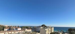 Appartement vue & front de mer, piscines, 55M2 2Pièces