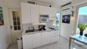 Appartement 2P Terrasse Cannes Croisette Beach 100 meters