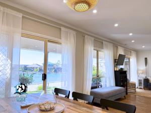 Renovated Beautiful Holiday Home with a Private Beach & Stunning Views!