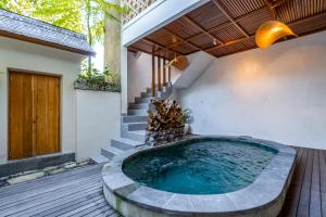 Villa Golden Dev