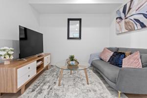 Stylish Apt in Best Southbank Location with Parking