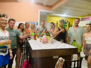 Green Gecko Pool Hostel and 3 Day Expedtion