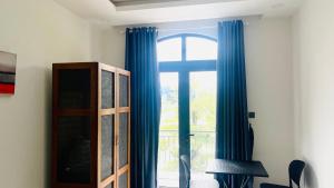 Hotel Amber View Beach Vinwonder Safari VietNam