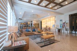 Iloilo Gateway Hotel and Suites by RedDoorz