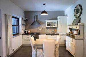 Natuscia Trevignano Platani Villa with Garden