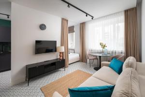 Heart of Downtown Pretty Studio