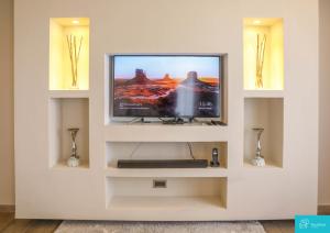 The Curve 1 Bed by YourHost Nairobi