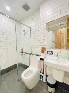 403 Kiwi Studio With Kitchen & Balcony