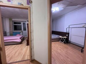 City Center 2 Storey 2 Beds, 1 Sofa with Balcony