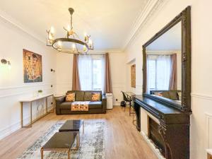 106 - Urban Luxury Opera Gustav Klimt